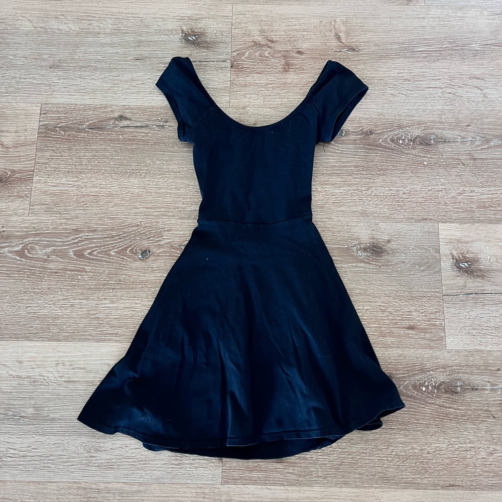 LA HEARTS black dress